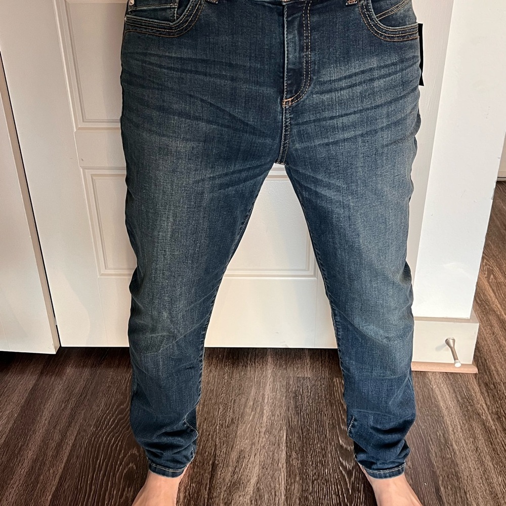 INC skinny leg, regular fit jeans. - Picture 3 of 3